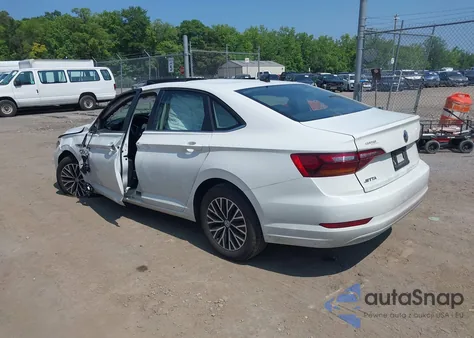 2019 Volkswagen Jetta 1.4T Sel z USA, uszkodzony, nr VIN 3VWE57BUXKM096975